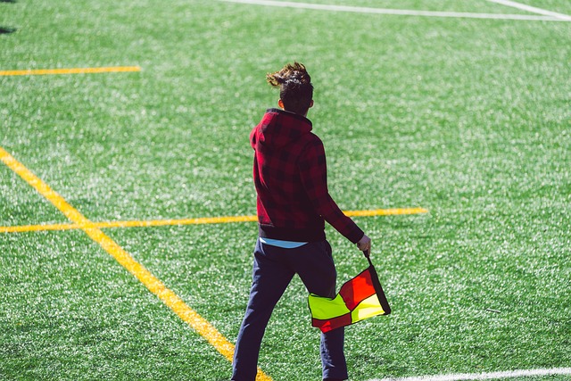 东体：申花像会学习却不会考试的优等生，背负过重的心理负担