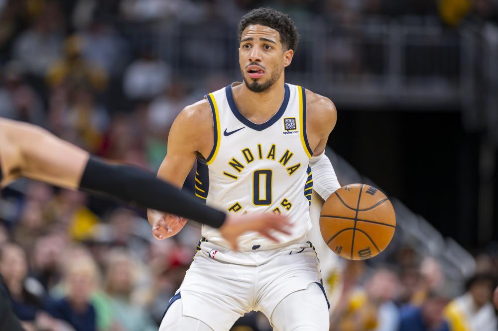 穆雷37+7遭遇里程悲，空砍全场最高分