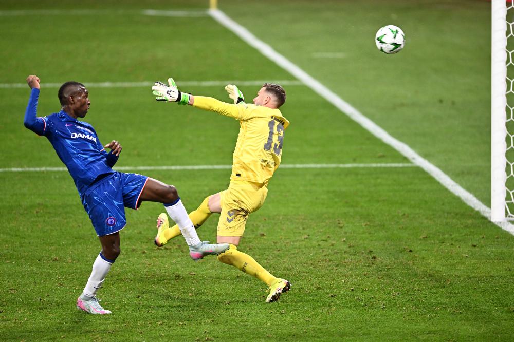 利物浦太子在皇马水土不服 阿诺德左腿股四头肌直肌拉伤 缺席2月